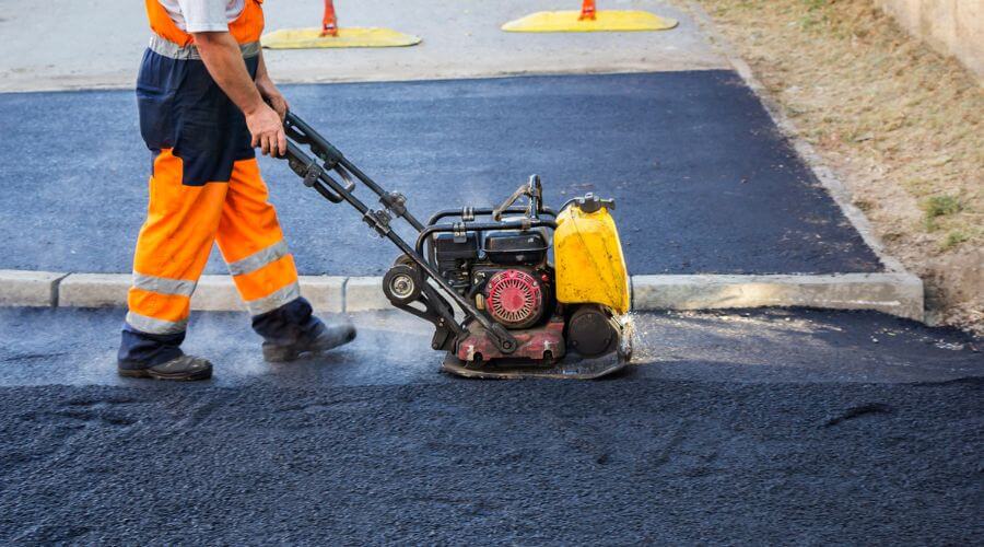 Professional gutter cleaning in Smithsburg, MD
